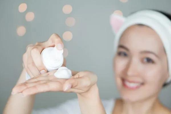 4 Way to Fight Summer Acne